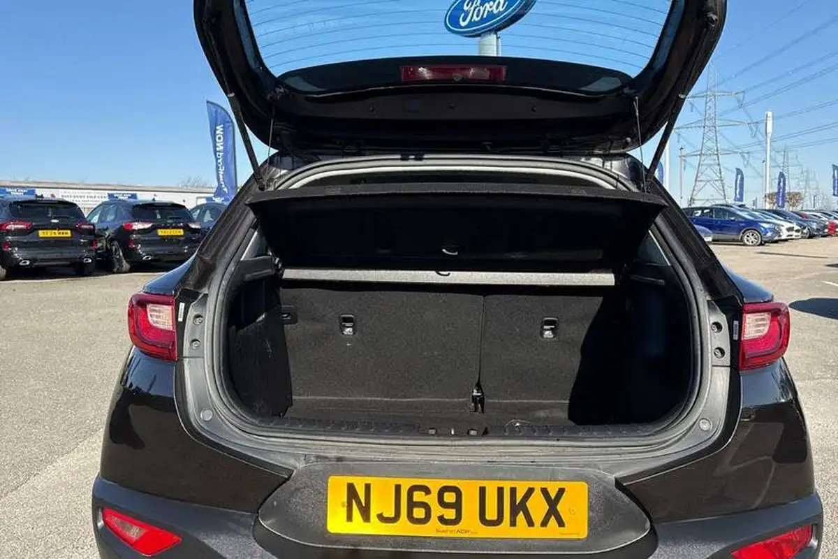 2019-kia-stonic-10-t-gdi-2-big-20