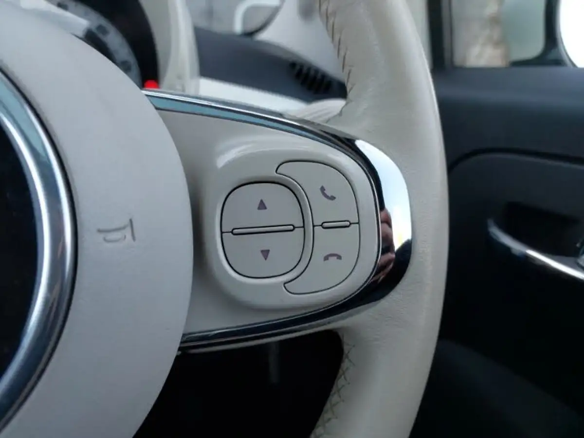 2019-fiat-500-12-lounge-ss-big-17