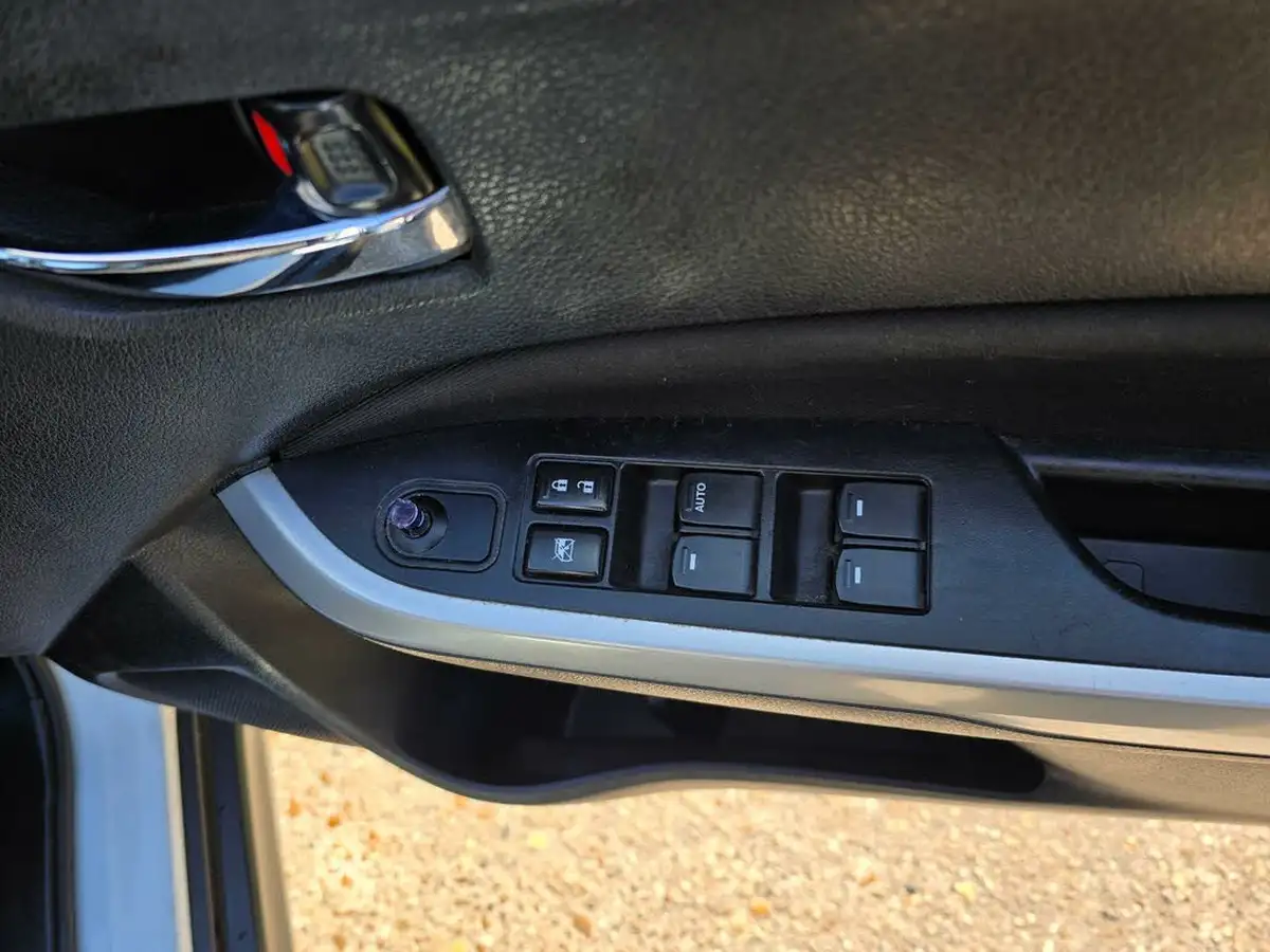 2017-suzuki-vitara-16-sz-t-allgrip-big-40