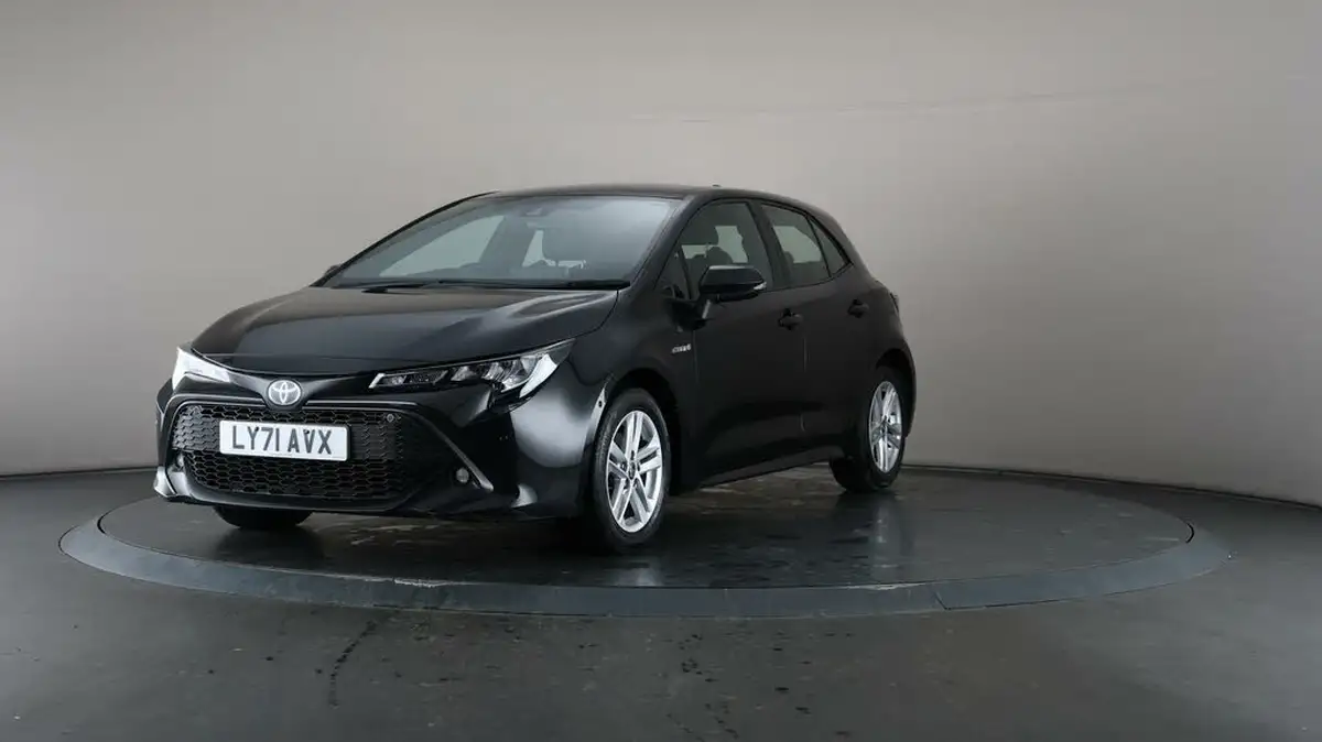 2022-toyota-corolla-18-vvt-i-icon-tech-trk-hatchback-5d-big-43