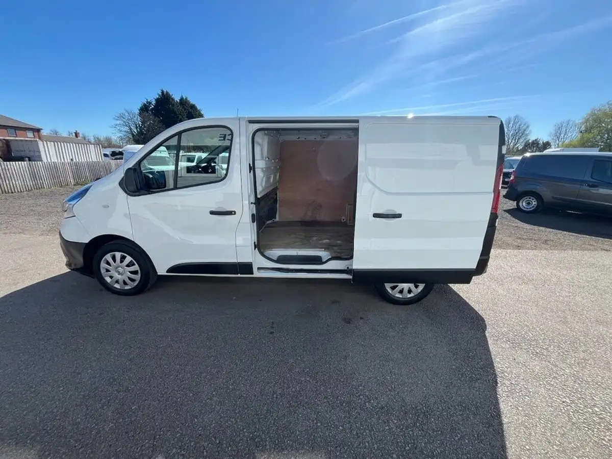 2021-renault-trafic-20dci-sl28-energy-120-business-big-34