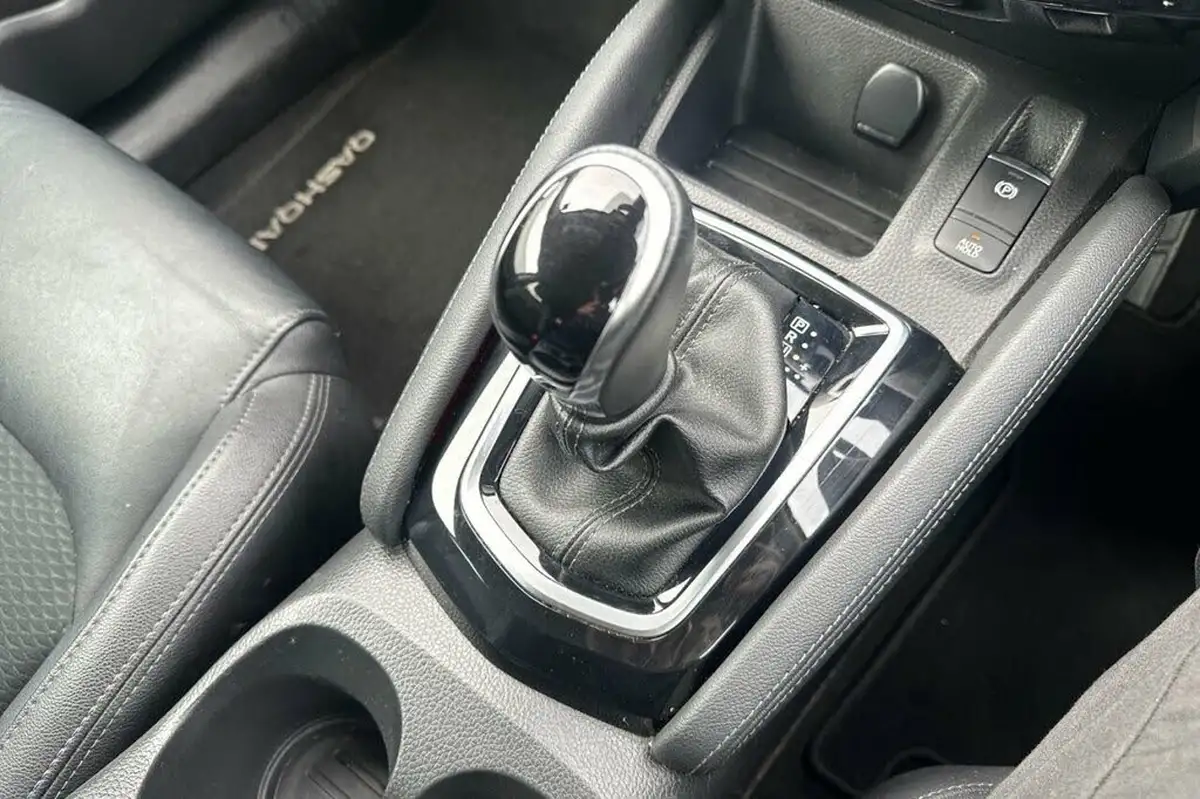 2020-nissan-qashqai-13-dig-t-tekna-160ps-dct-big-30