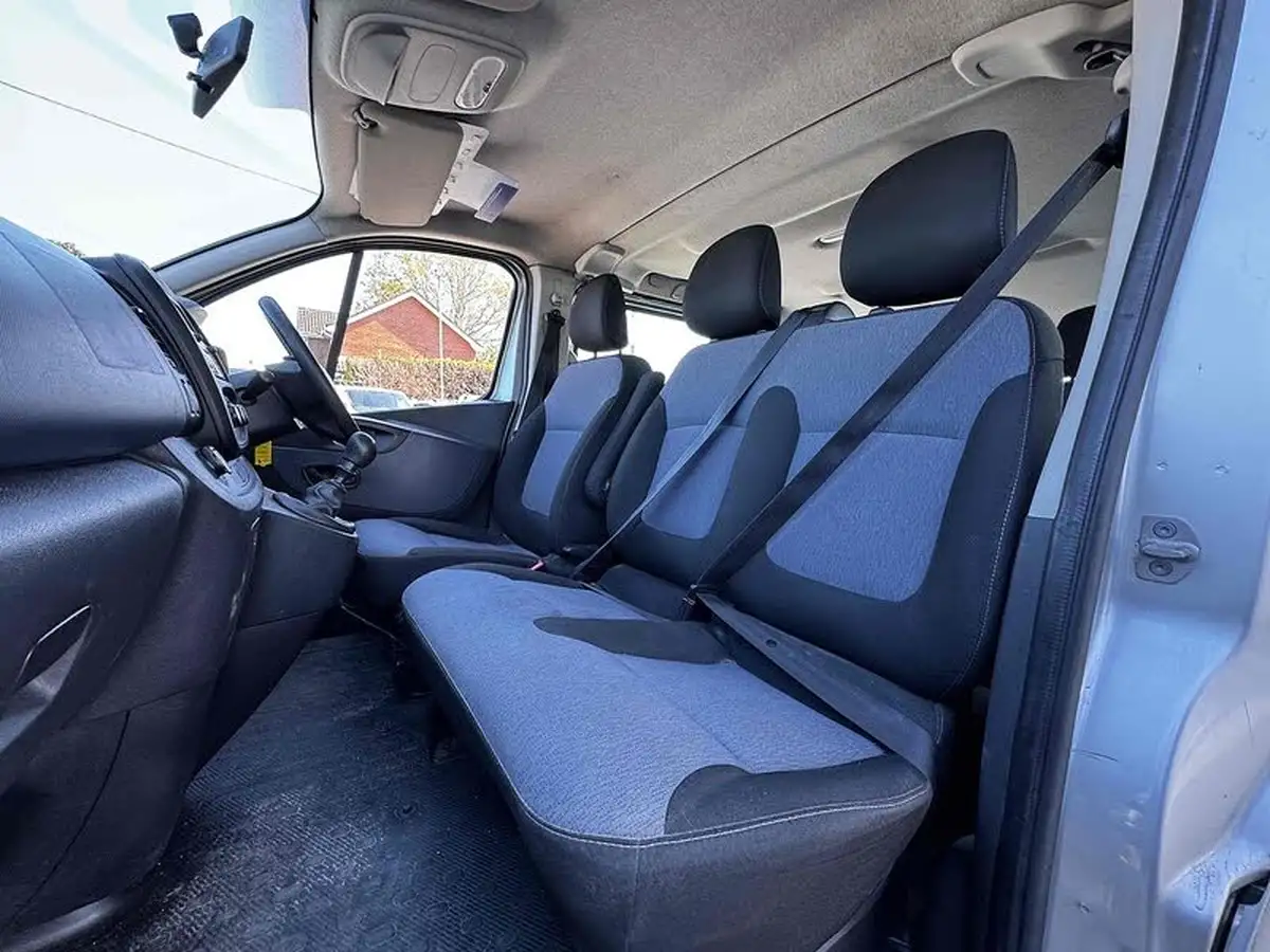 2019-vauxhall-vivaro-16cdti-2900-l2h1-120pseu6c-ss-9-seats-combi-big-30