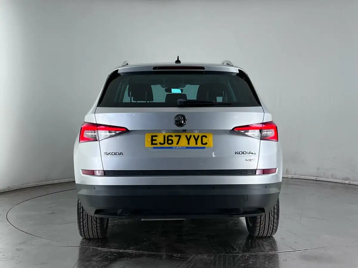 2018-skoda-kodiaq-20tdi-edition-190ps-4x4-5-seats-dsg-big-8