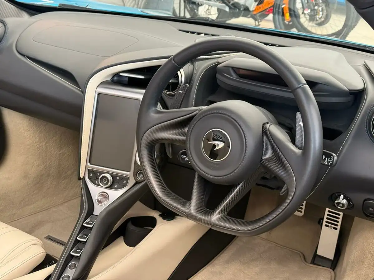 2021-mclaren-720s-40-coupe-big-7