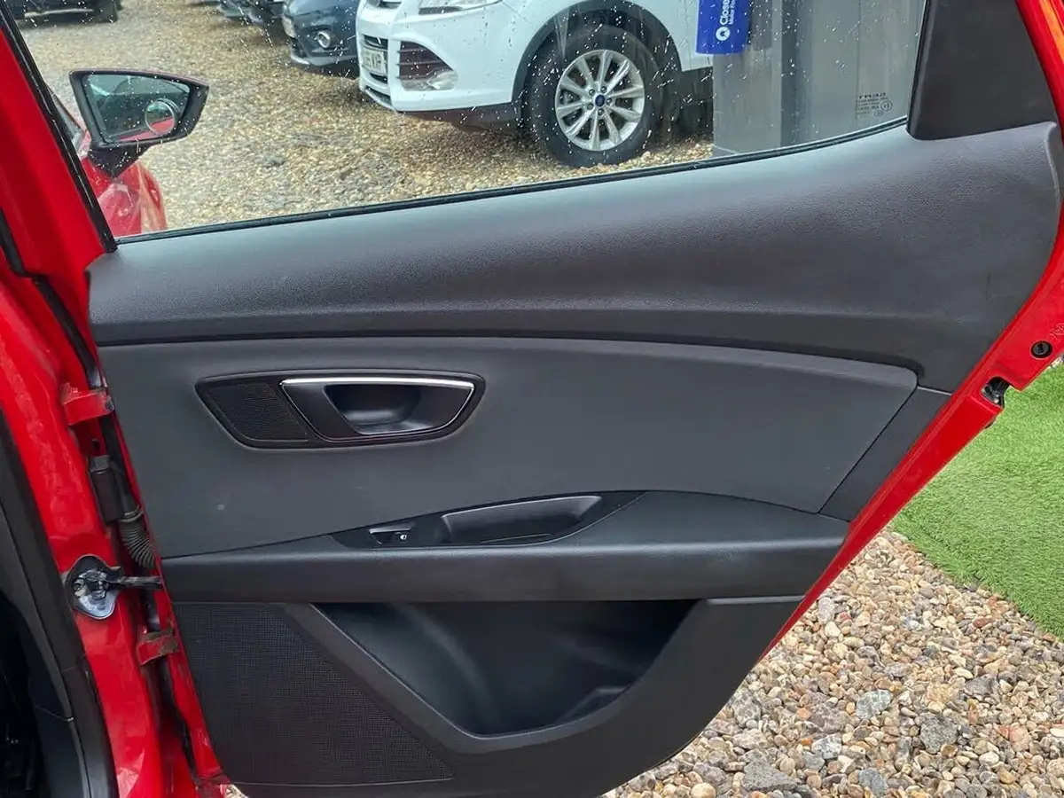 2013-seat-leon-12-se-105ps-hatchback-5d-big-34