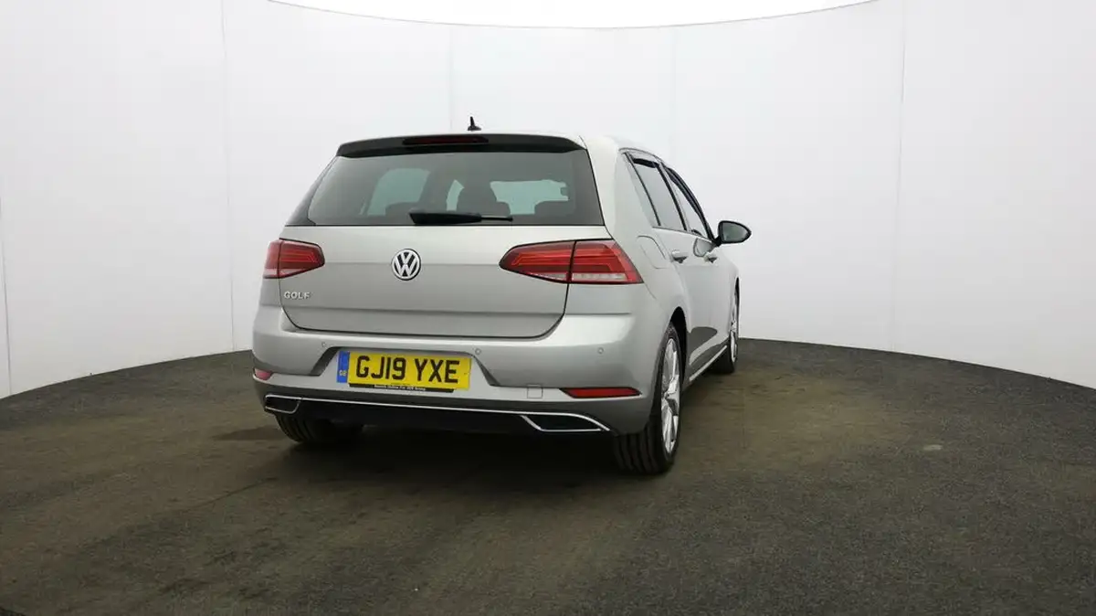 2019-volkswagen-golf-15-tsi-gt-150ps-hatchback-5d-dsg-big-58