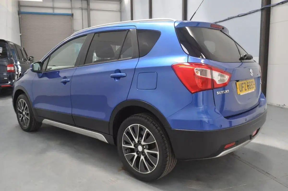 2014-suzuki-s-cross-16-sz-t-big-6