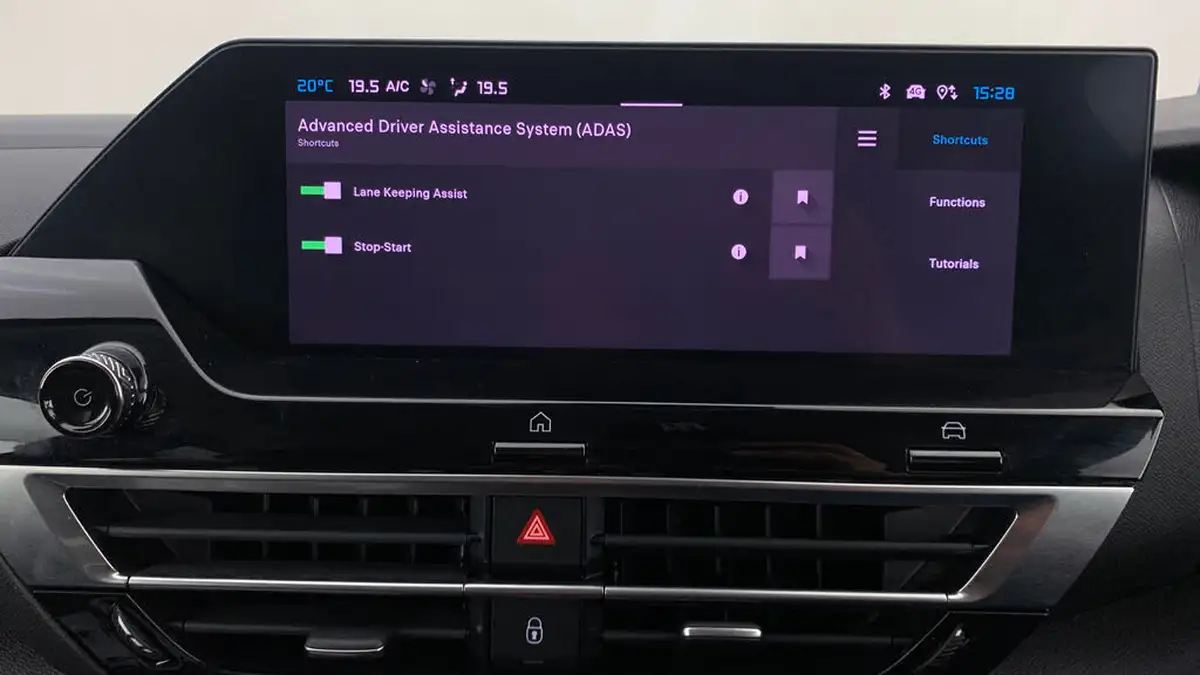 2024-citroen-c4-x-12-puretech-max-130ps-ss-eat8-big-41