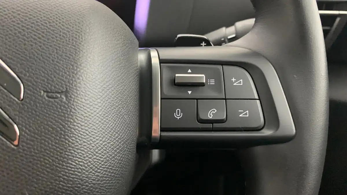 2024-citroen-c4-x-12-puretech-max-130ps-ss-eat8-big-17