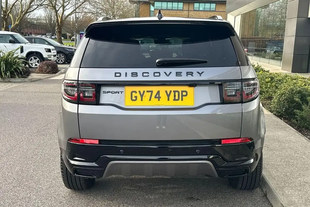 2024-land-rover-discovery-sport-20-d200-dynamic-se-big-11
