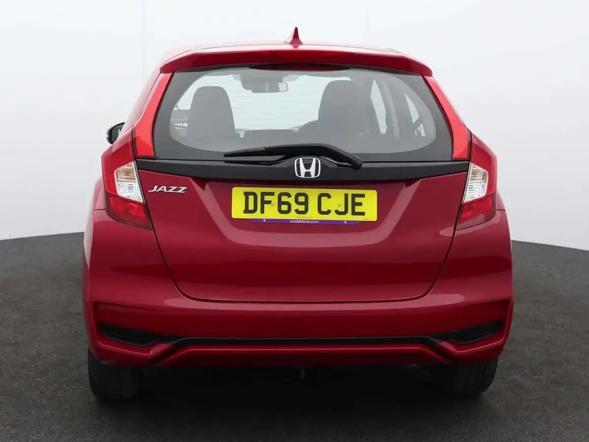2019-honda-jazz-13-i-vtec-s-big-3