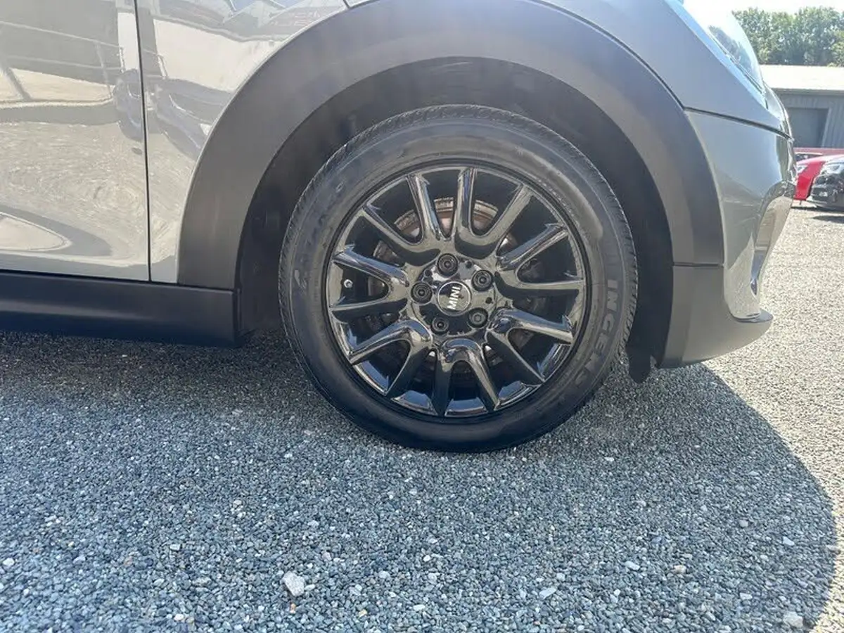 2015-mini-cooper-15-cooper-5d-big-55