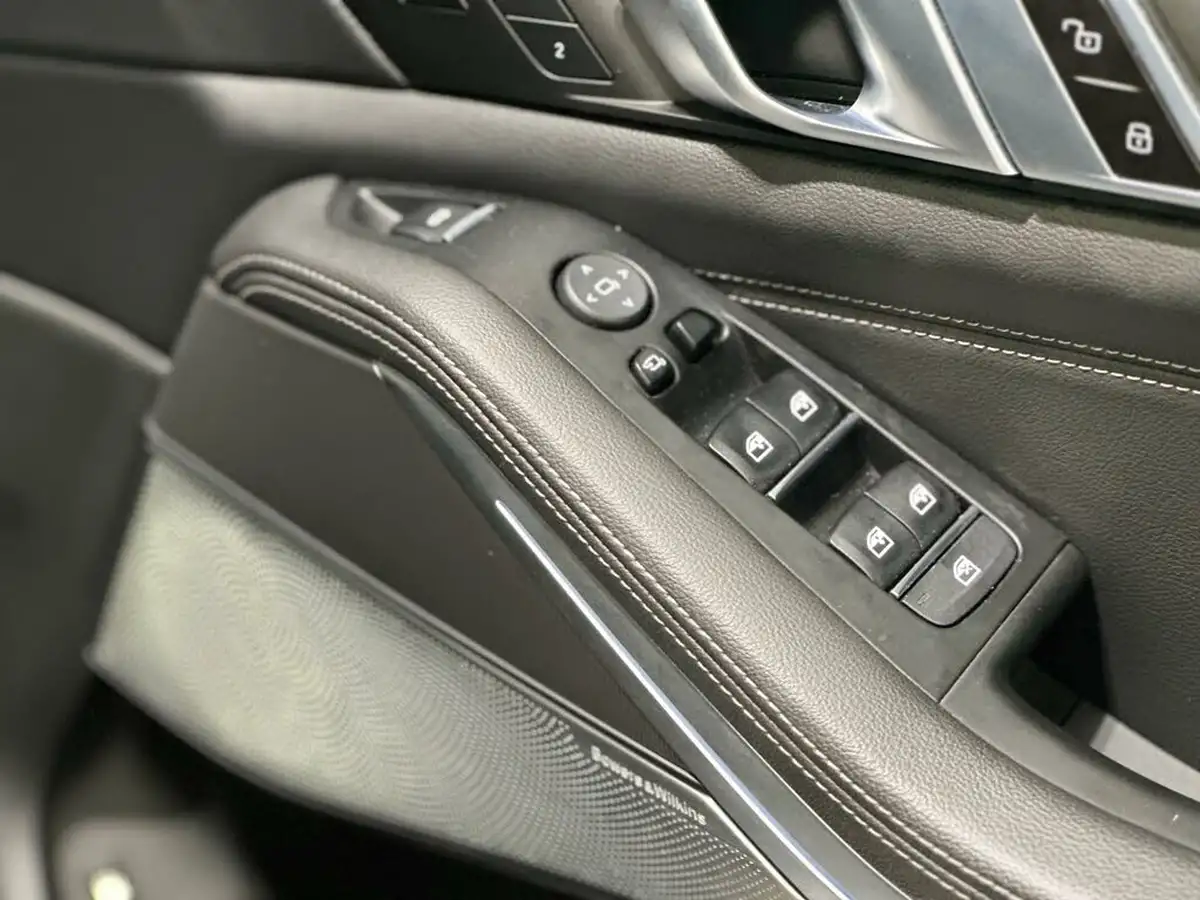 2021-bmw-x5-30-xdrive-45e-m-sport-big-36