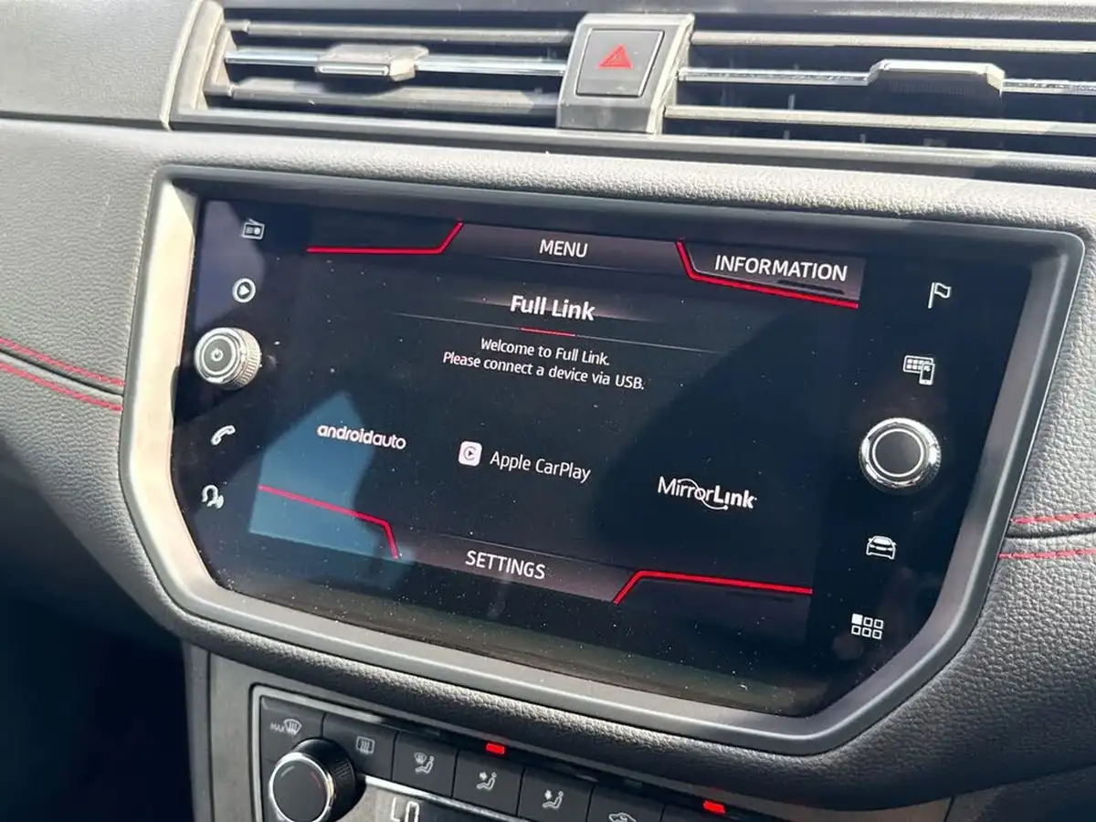 2019-seat-arona-10-tsi-fr-sport-big-35