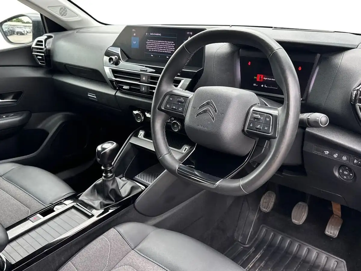 2022-citroen-c4-12-puretech-c-series-edition-big-5