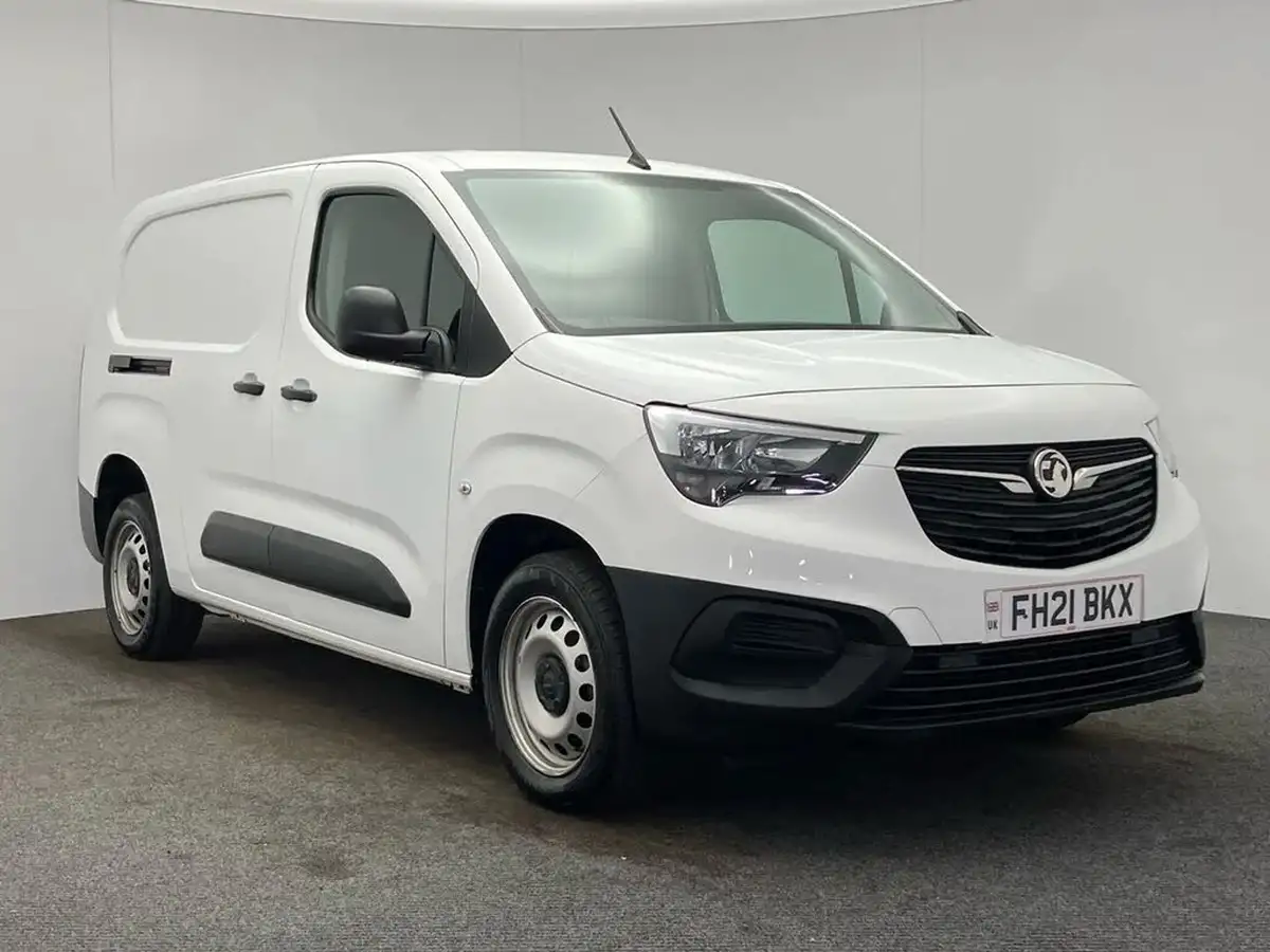 2021-vauxhall-combo-15cdti-edition-2300-100pseu6dt-l2h1-panel-big-40