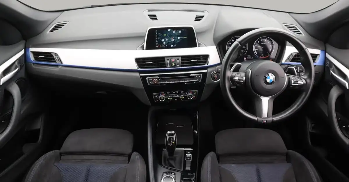 2019-bmw-x1-20-sdrive20i-m-sport-big-13