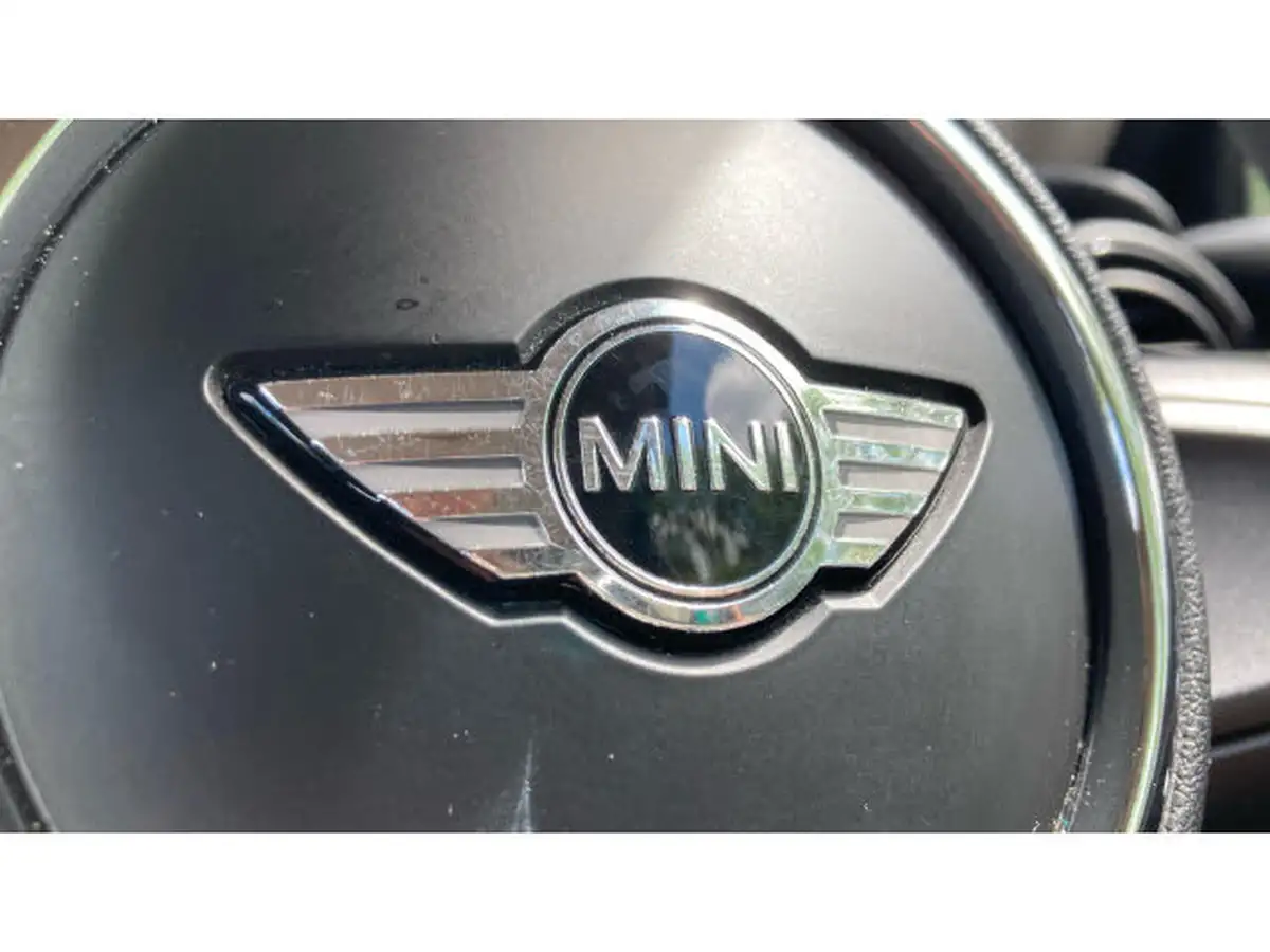 2017-mini-cooper-12-one-3d-big-27