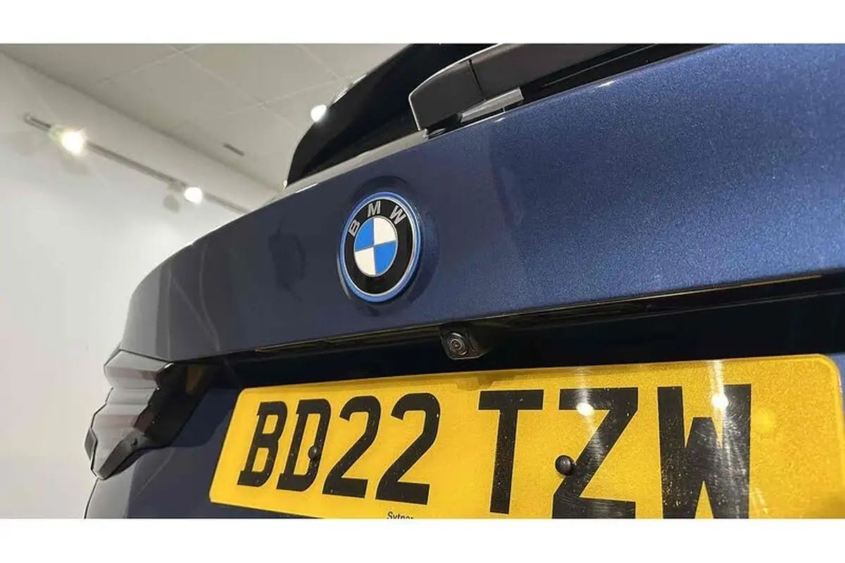 2022-bmw-x3-20-xdrive-30e-m-sport-big-13