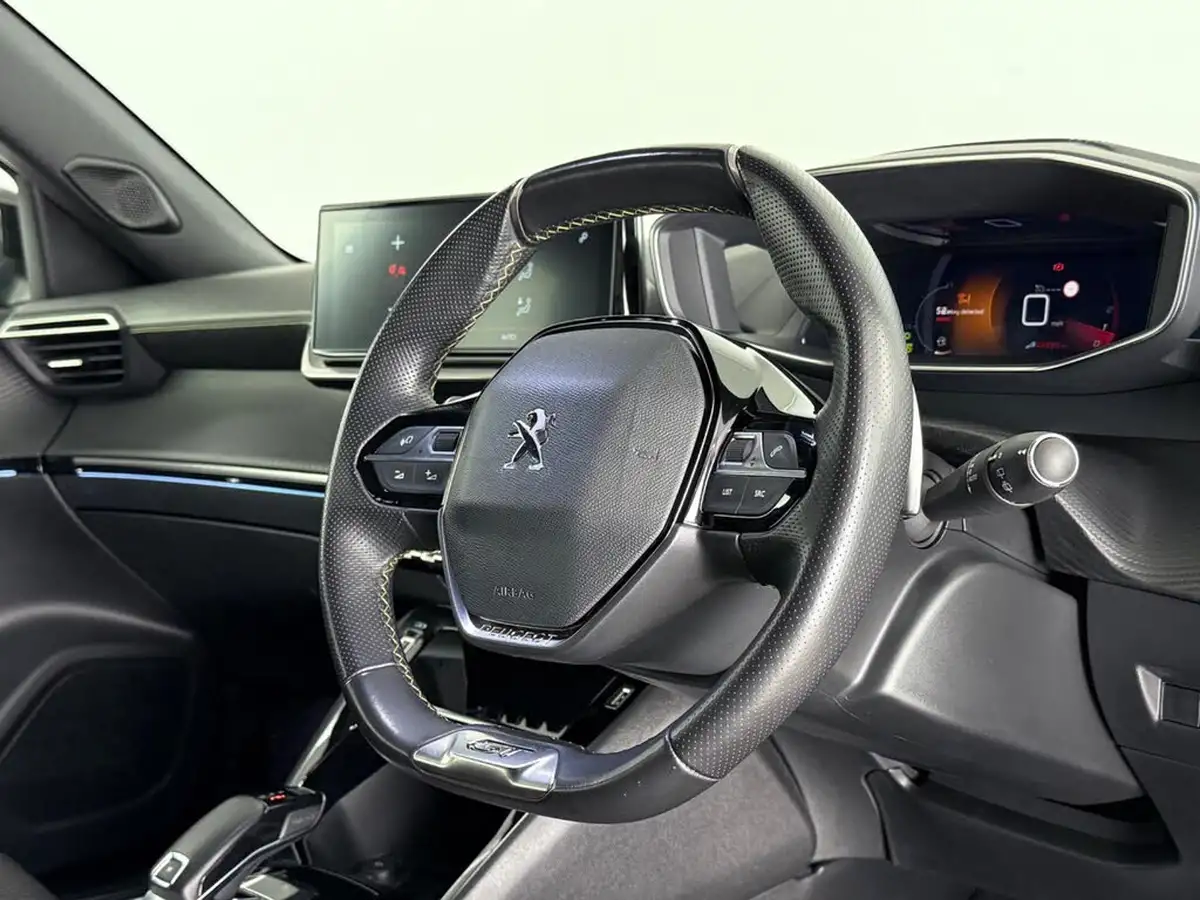 2022-peugeot-2008-suv-12-puretech-gt-eat8-big-21