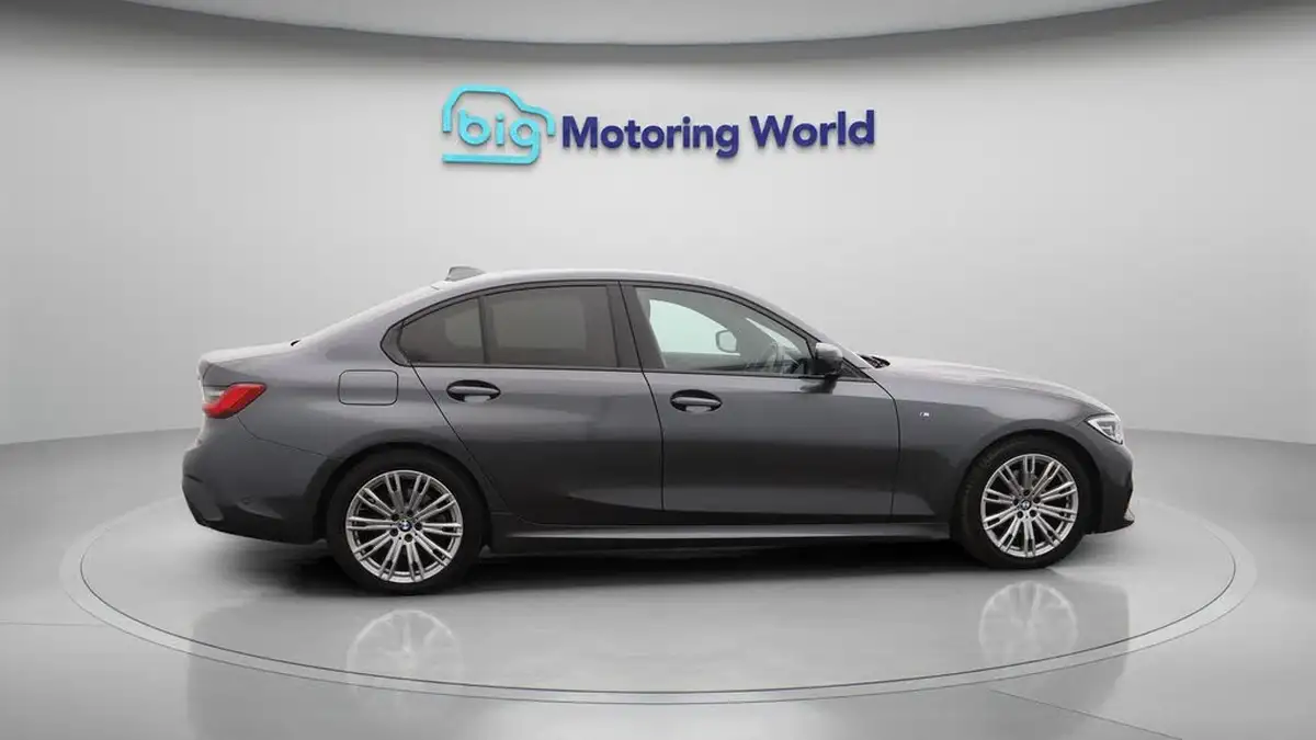2021-bmw-3-series-20-320i-m-sport-saloon-4d-big-8
