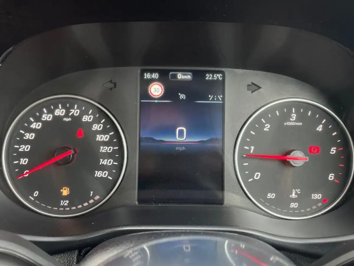 2024-mercedes-benz-vito-20cdi-119-select-l2-crew-big-24