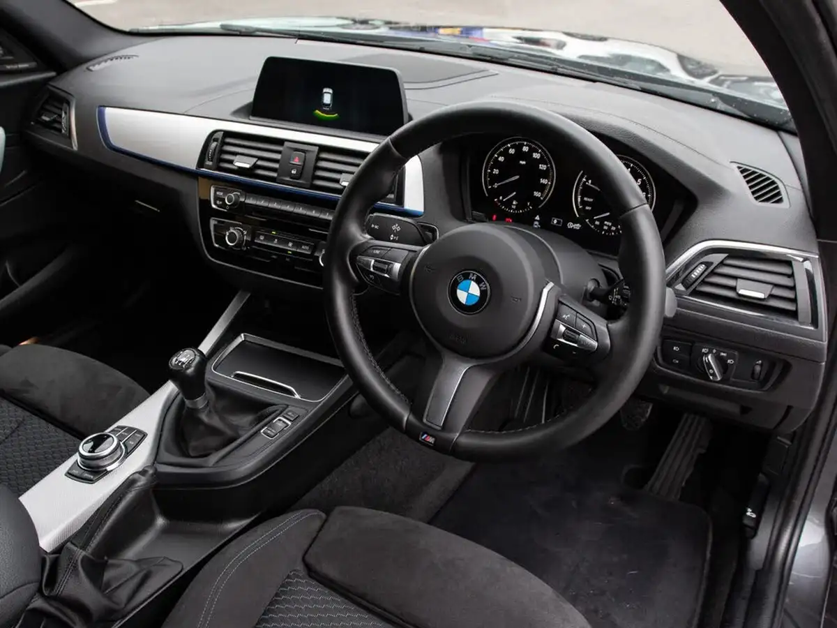 2017-bmw-1-series-15-118i-m-sport-shadow-edition-5d-big-3