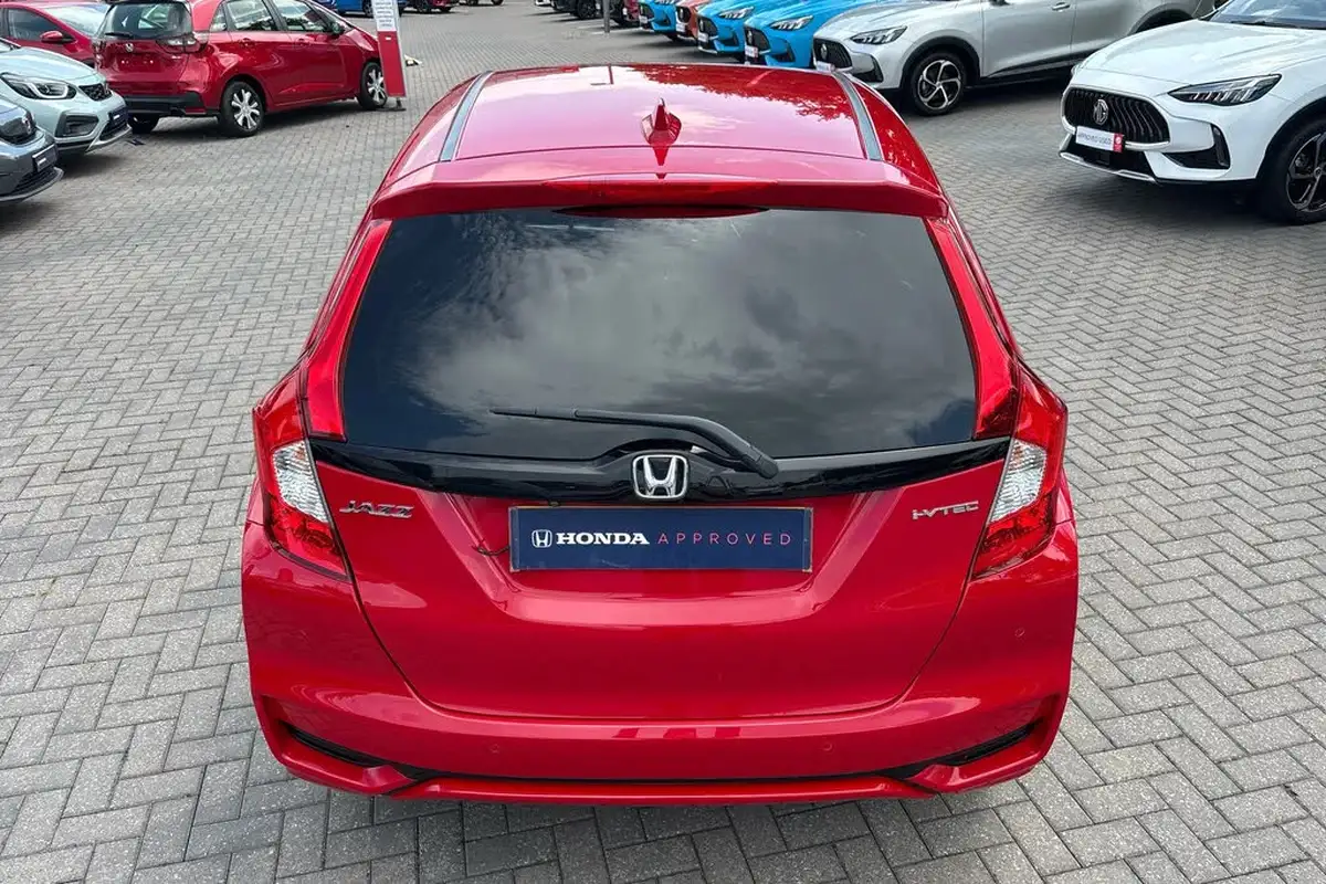 2018-honda-jazz-13-i-vtec-ex-big-34