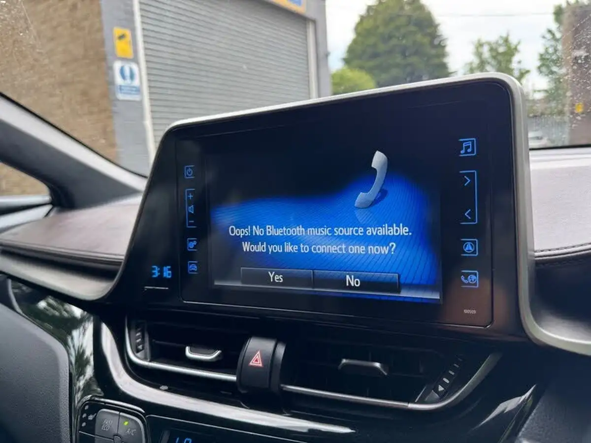 2019-toyota-c-hr-18-vvt-i-excel-big-22