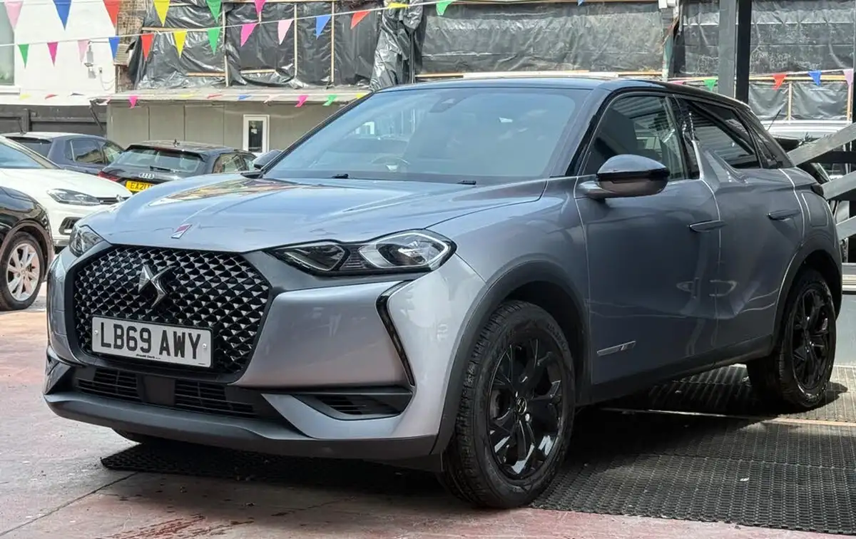 2019-ds-ds-3-crossback-12-puretech-performance-line-155ps-eat8-big-4