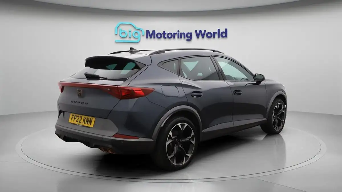 2022-cupra-formentor-14-e-hybrid-vz1-big-7