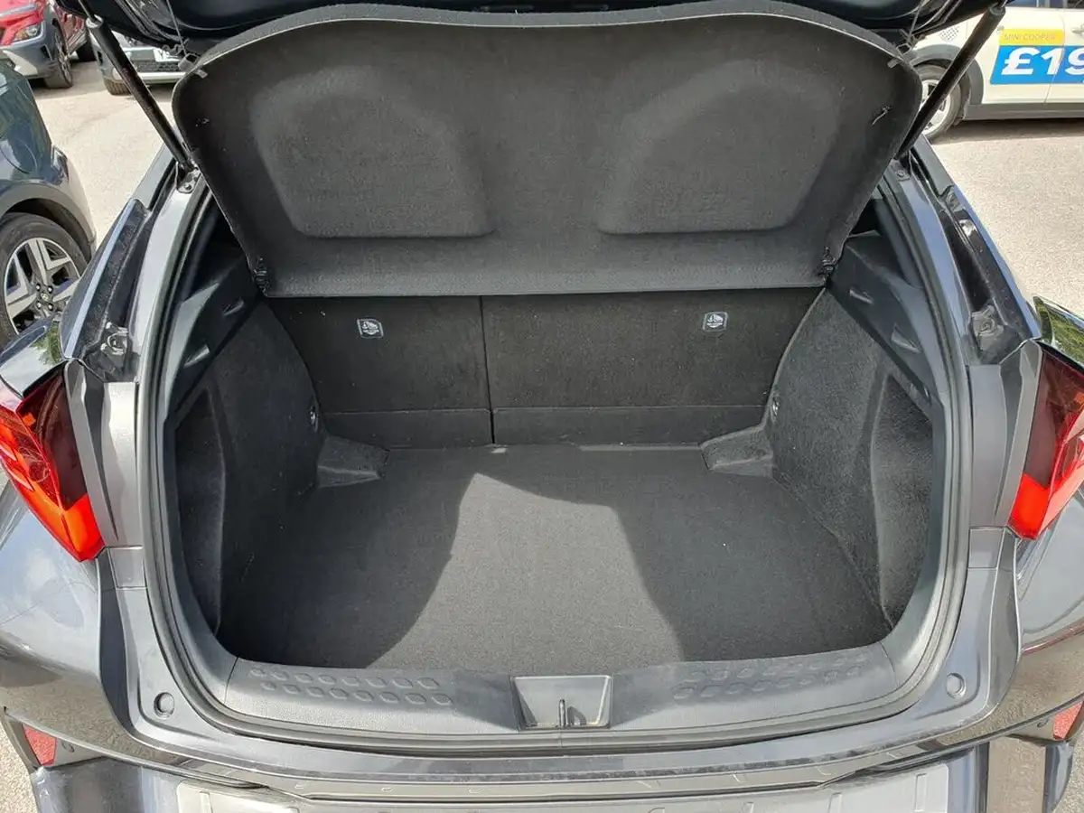 2021-toyota-c-hr-18-vvt-i-excel-big-30