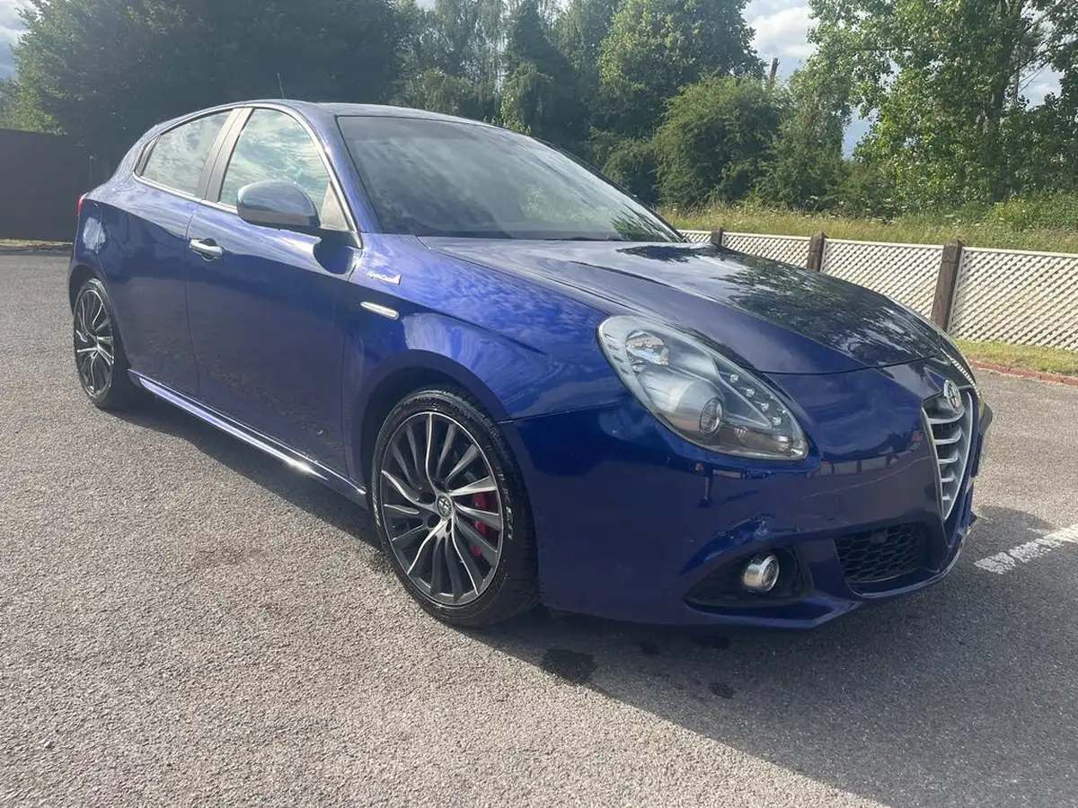 2014-alfa-romeo-giulietta-14-sportiva-nav-alfa-tct-big-28