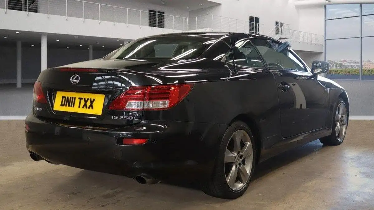 2011-lexus-is-250-25-advance-cabriolet-2d-2500cc-auto-big-13