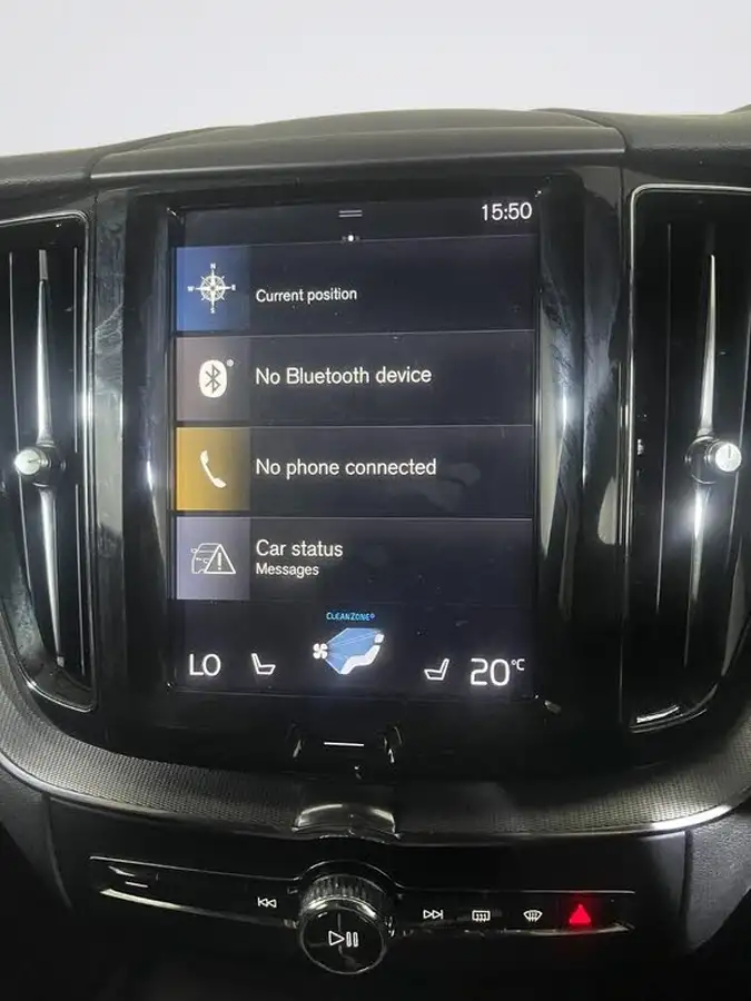2018-volvo-xc60-20td-d4-r-design-4x4-geartronic-big-23