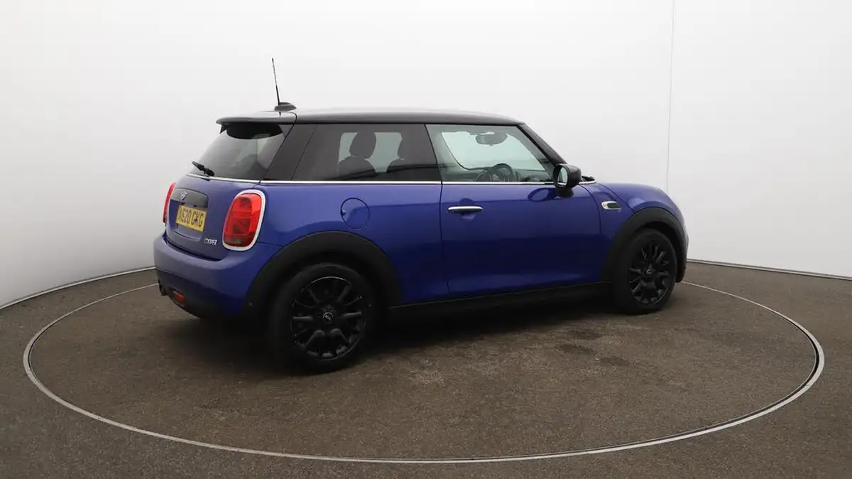 2020-mini-cooper-15-cooper-classic-nav-hatchback-3d-big-52