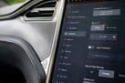2017-tesla-model-s-e-90d-311kw-small-51