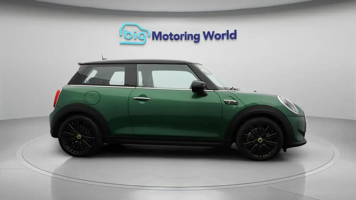 2022-mini-cooper-e-cooper-s-2-big-8