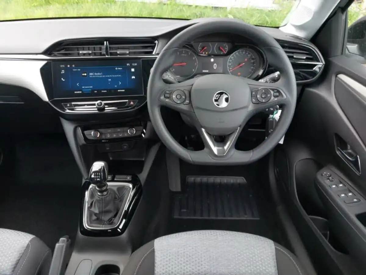 2025-vauxhall-corsa-12-turbo-design-100ps-big-6