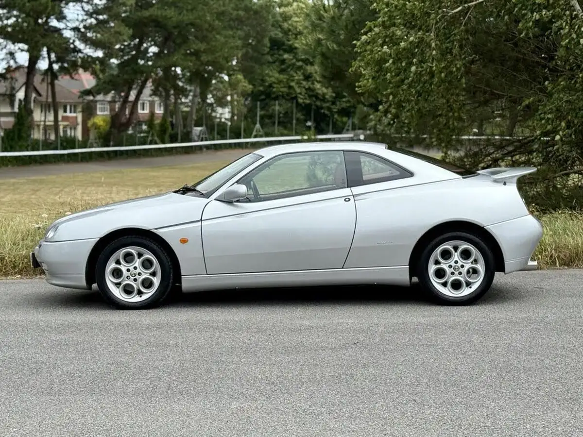 1999-alfa-romeo-gtv-20-16v-t-spark-turismo-big-5