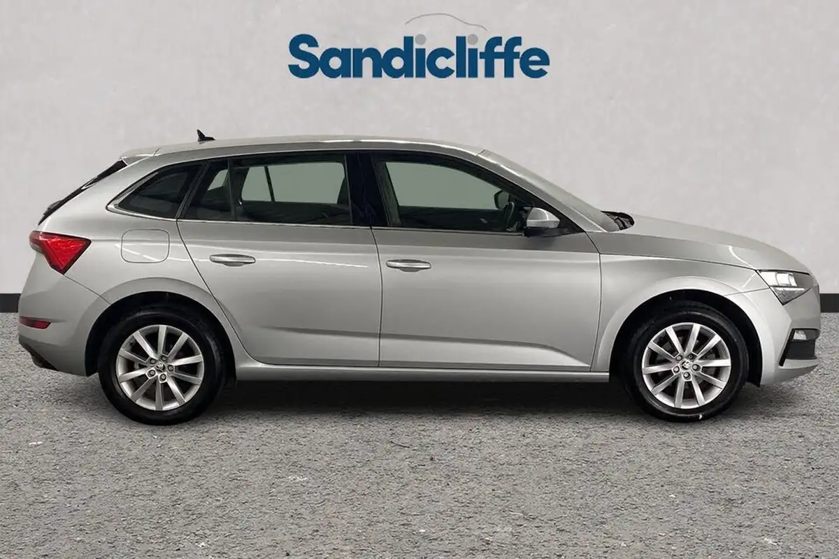 2022-skoda-scala-10-tsi-se-technology-109ps-big-2