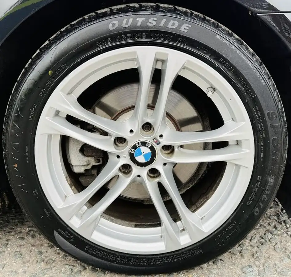 2016-bmw-5-series-20td-520d-m-sport-188bhp-saloon-4d-auto-big-24