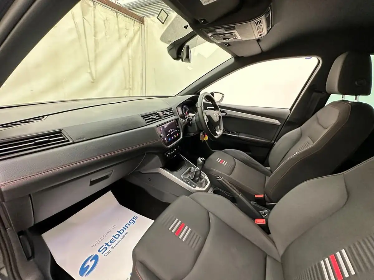 2020-seat-arona-10-tsi-fr-110ps-big-23