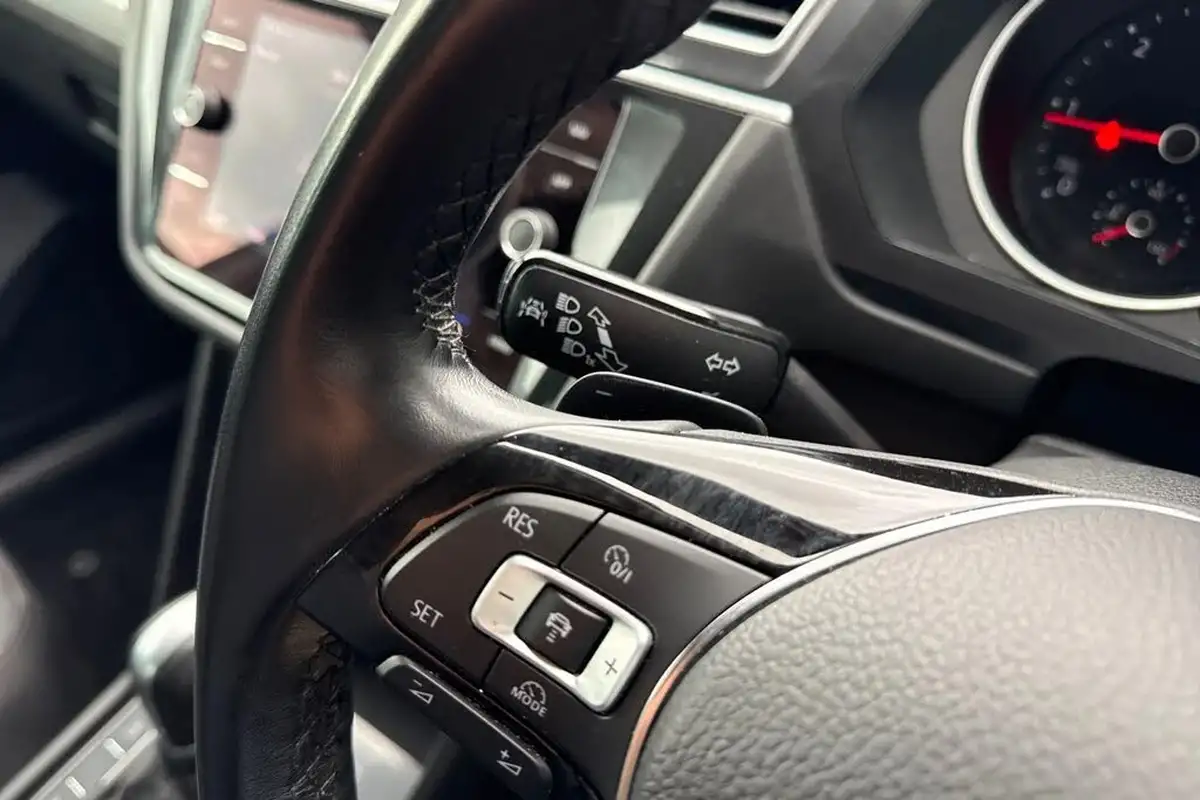 2018-volkswagen-tiguan-20tdi-se-navigation-150ps-4motion-ss-dsg-big-57