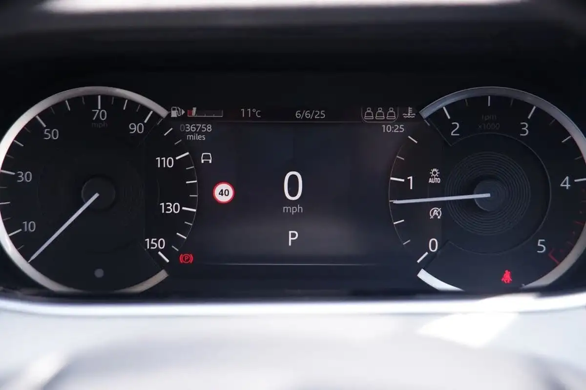 2021-land-rover-range-rover-evoque-20-p200-s-big-14