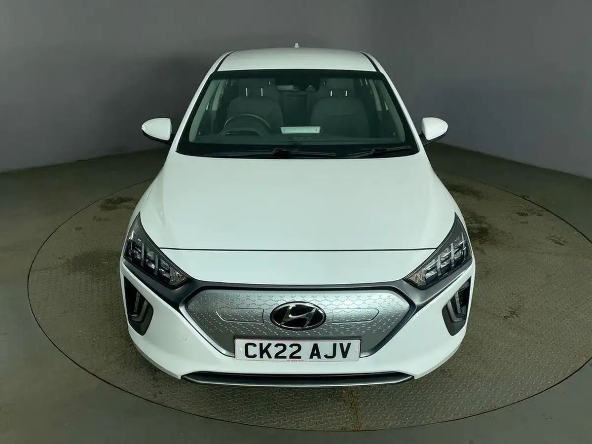 2022-hyundai-ioniq-e-premium-electric-big-9