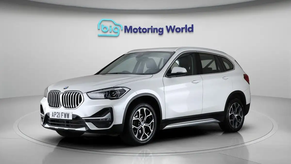 2021-bmw-x1-20td-sdrive18d-xline-big-3