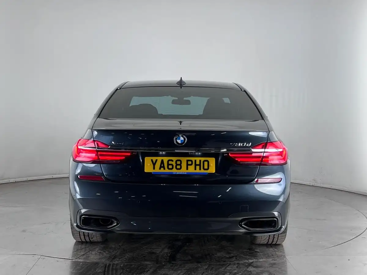 2019-bmw-7-series-30td-730d-m-sport-xdrive-big-8