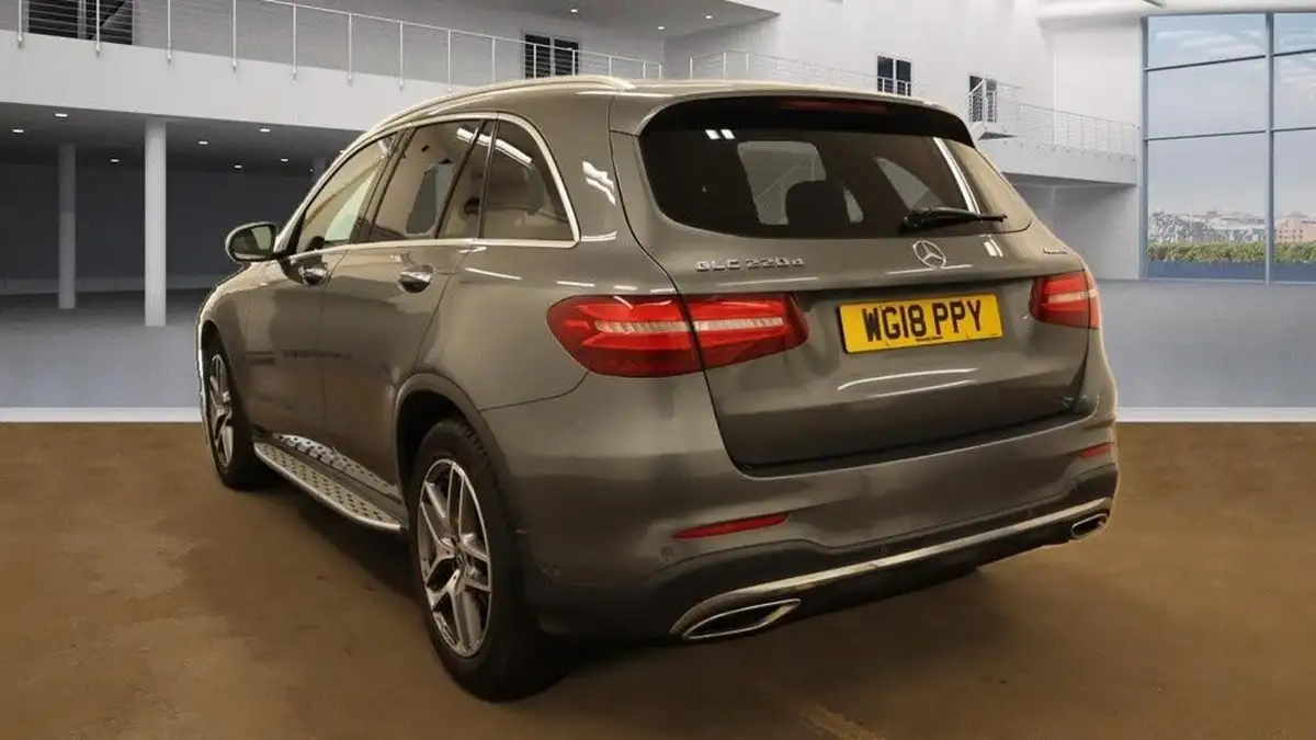 2018-mercedes-benz-glc-class-21d-glc220d-amg-line-premiumss-station-wagon-5d-big-6